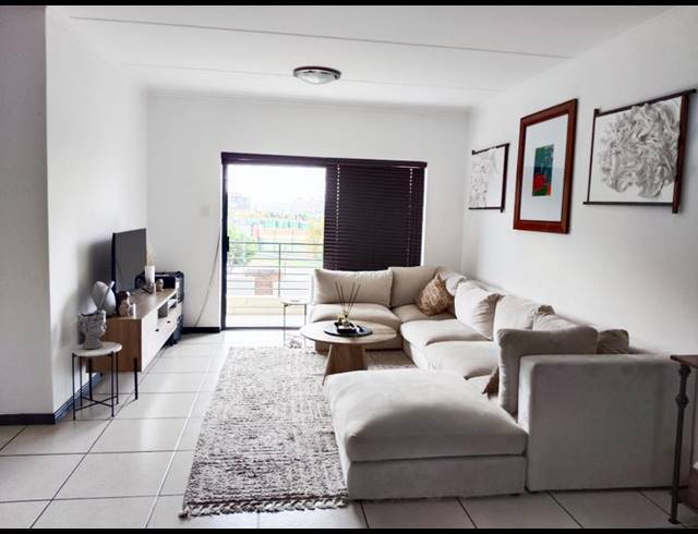 2 BEDROOM APARTMENT FOR SALE IN FOURWAYS